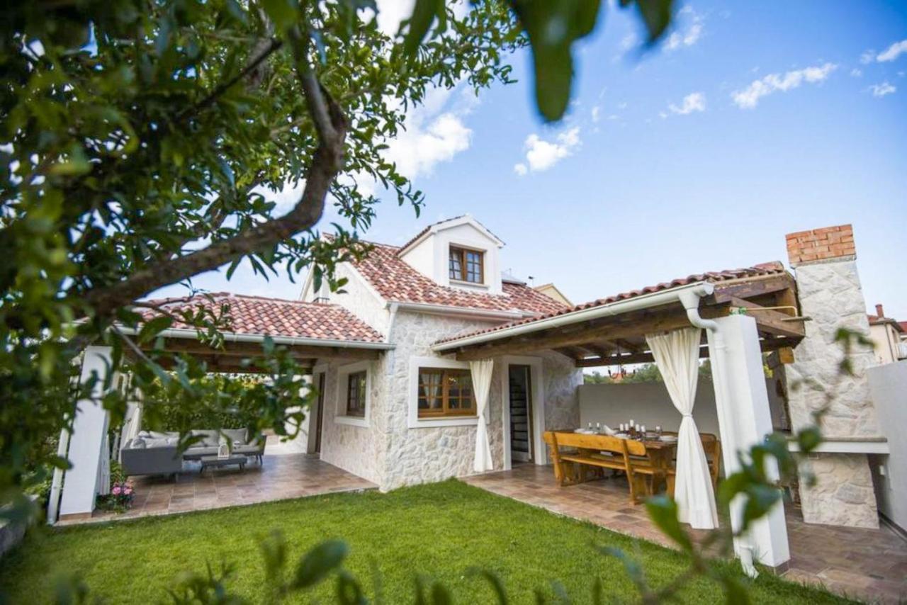 House For Rent Leila Villa Sibenik Bagian luar foto