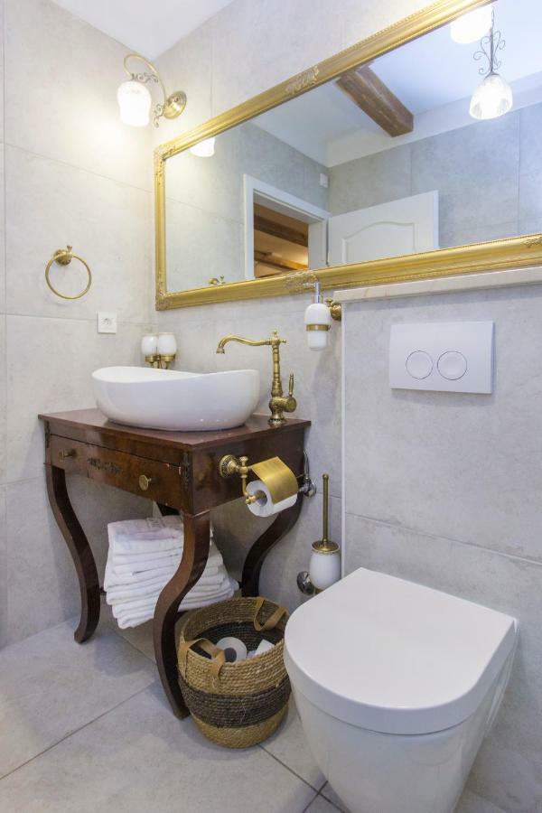 House For Rent Leila Villa Sibenik Bagian luar foto