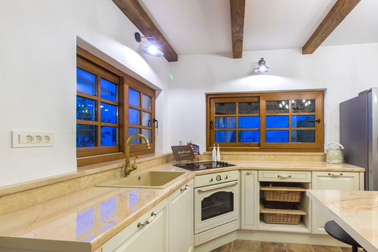 House For Rent Leila Villa Sibenik Bagian luar foto