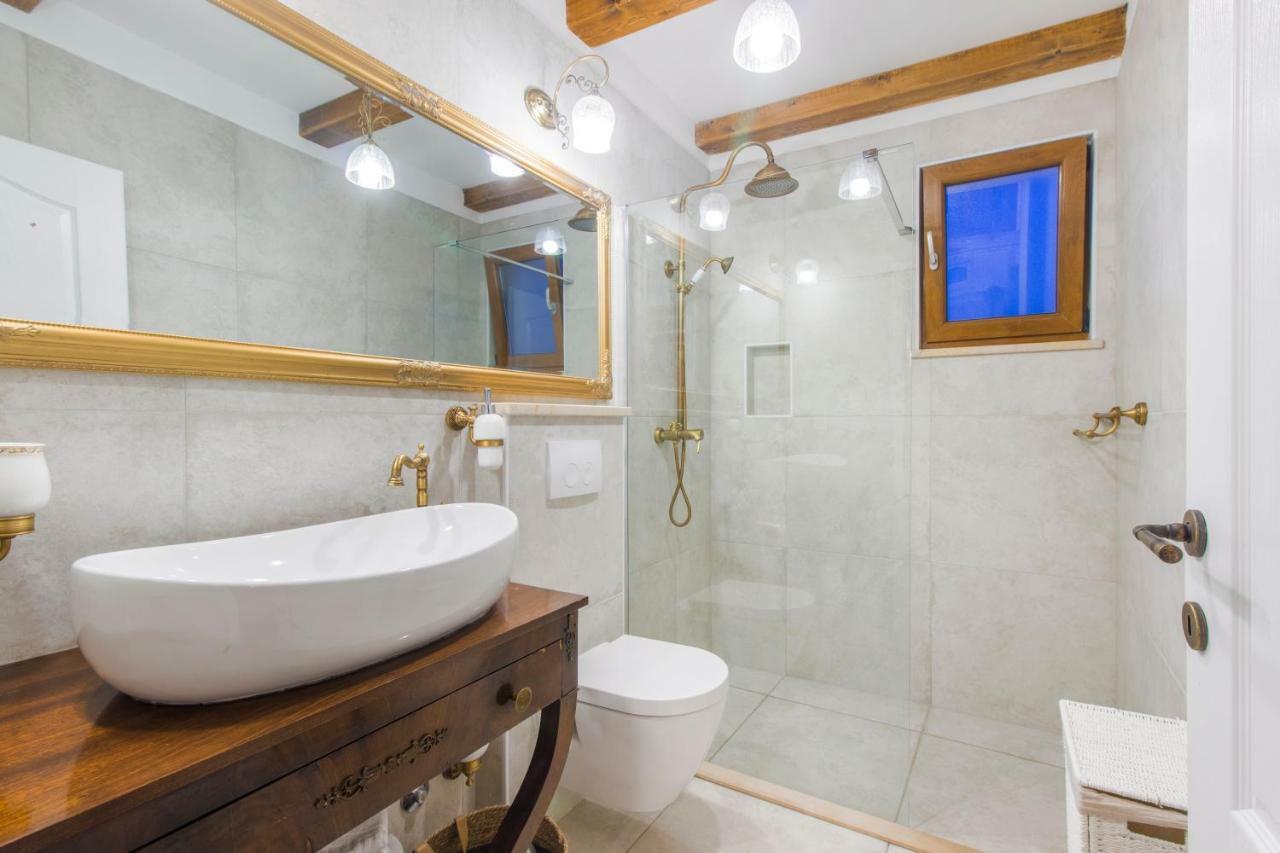 House For Rent Leila Villa Sibenik Bagian luar foto